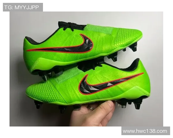 脚毒液足球鞋助力球星巅峰表现 探索顶级球员的竞技秘密与鞋款魅力