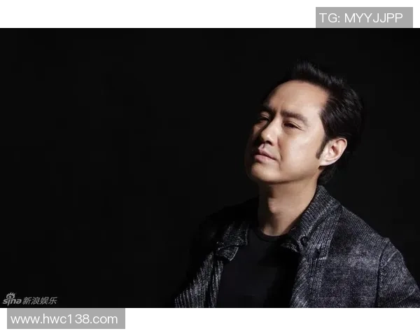 足球明星帅气风采尽显魅力男生头像照片展现个人魅力与自信气质